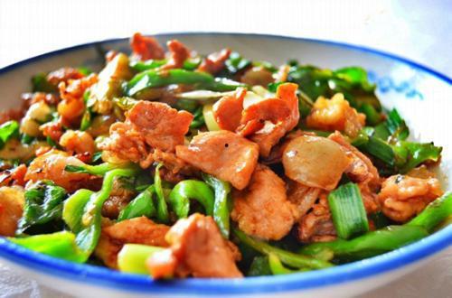 娱乐吃瓜酱辣椒炒肉,带你领略美食与娱乐的双重享受