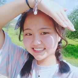 娱乐吃瓜酱爱情是什么,娱乐吃瓜酱视角下的爱情百态